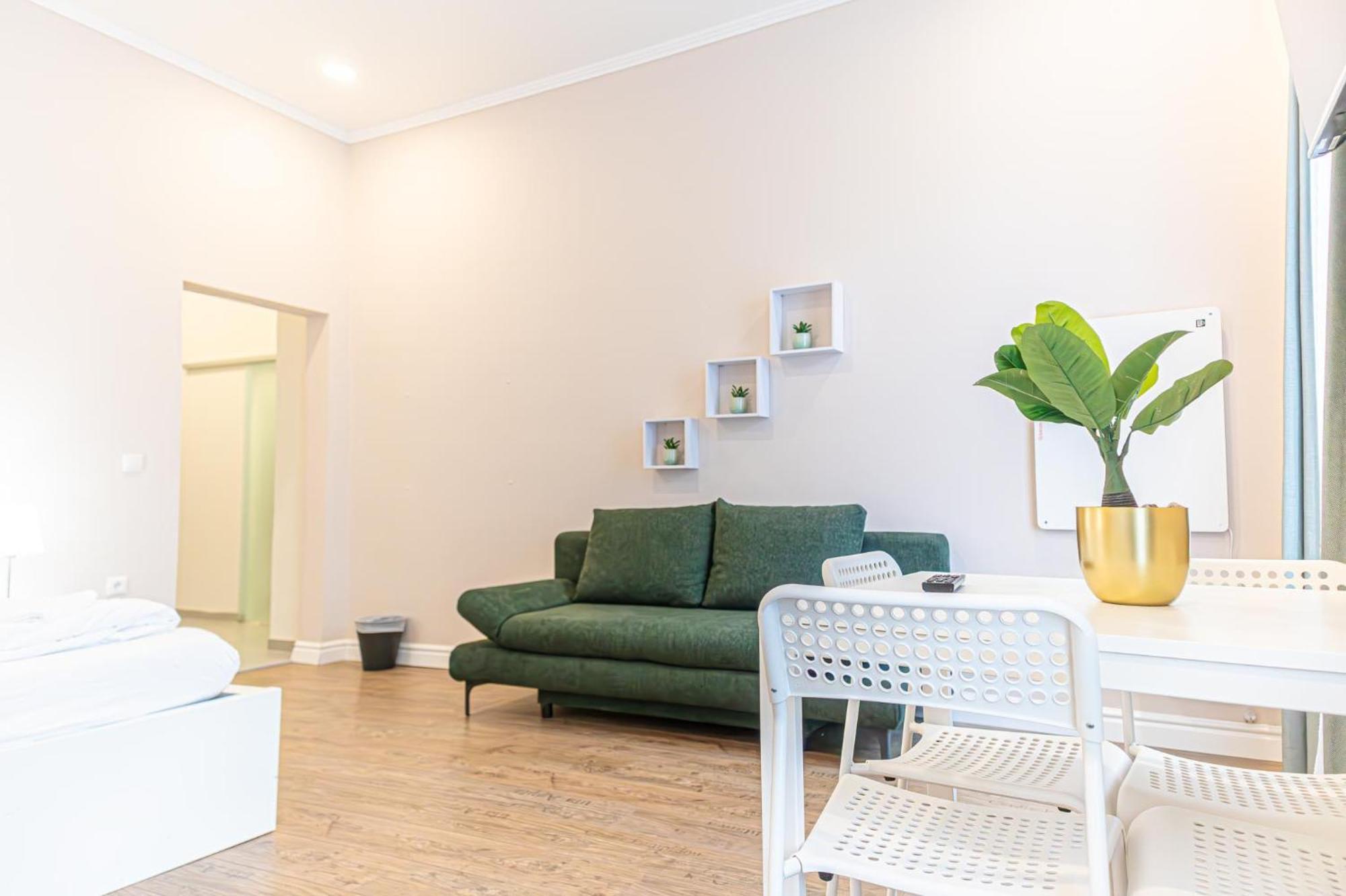 Stylish Studio Apartment Wiener Stadthalle エクステリア 写真